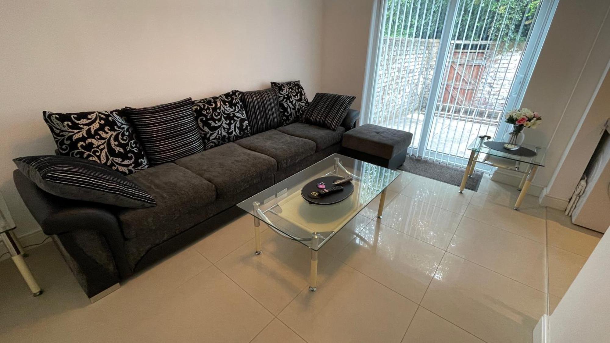 Anfield Place To Stay Liverpool Eksteriør billede